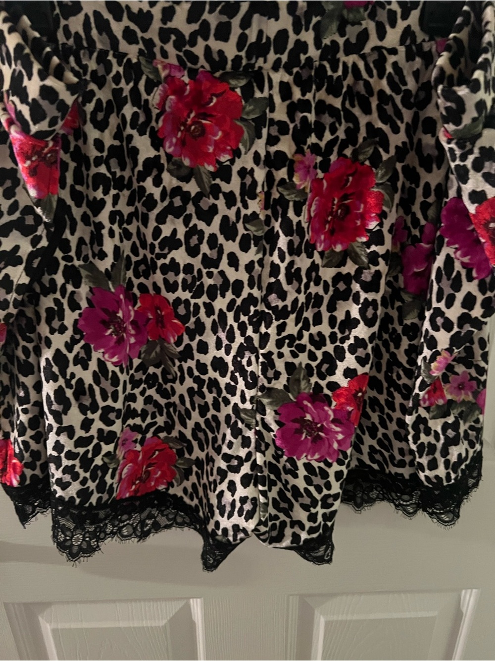 NWT sofia by sofia vergara Pajamas Black & Pink Floral Leopard Top & Shorts 3X - Picture 5 of 14